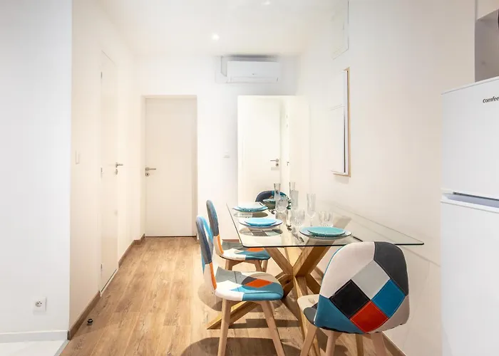 Newly Renovated - Historical Center Daire