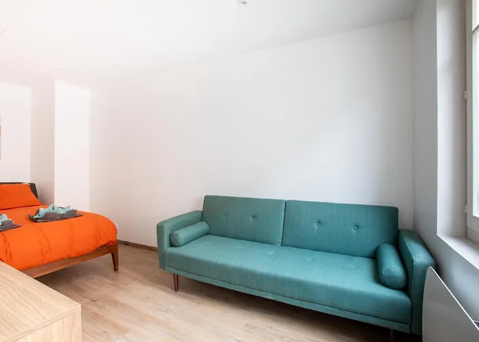 Newly Renovated - Historical Center Daire *